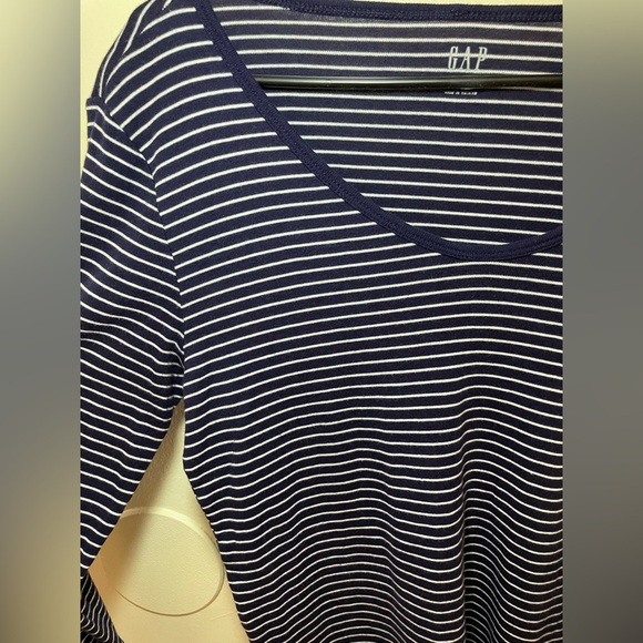 ✨2for$6 GAP Navy Blue Long Sleeve Size XL #A1 - Picture 2 of 5